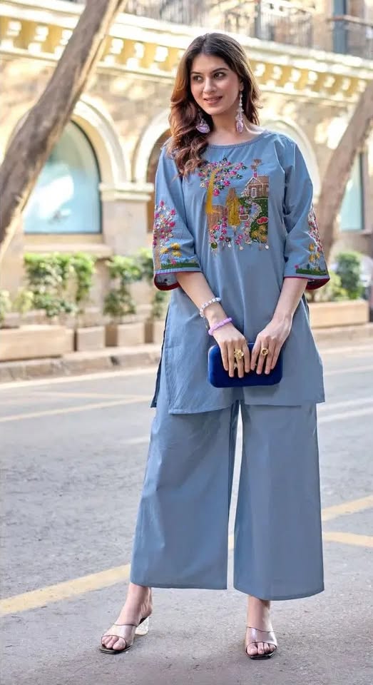 Dhabu Cotton Co-ord Set with Pocket Detailing, Thread and Hand Work Embellishments