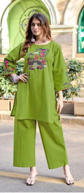 Dhabu Cotton Co-ord Set with Pocket Detailing, Thread and Hand Work Embellishments
