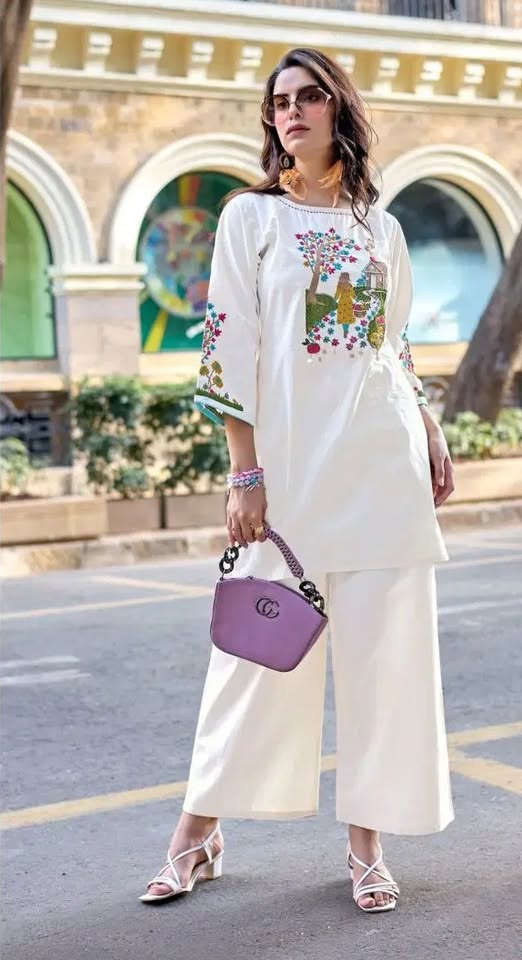 Dhabu Cotton Co-ord Set with Pocket Detailing, Thread and Hand Work Embellishments